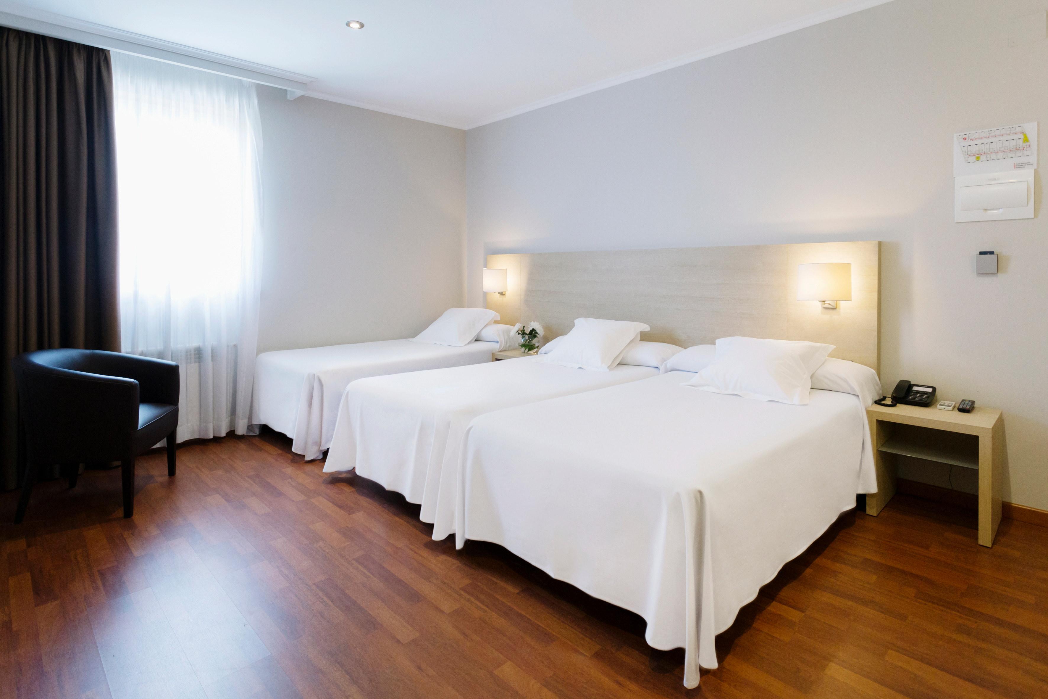 Hotel Valencia Ферол Екстериор снимка