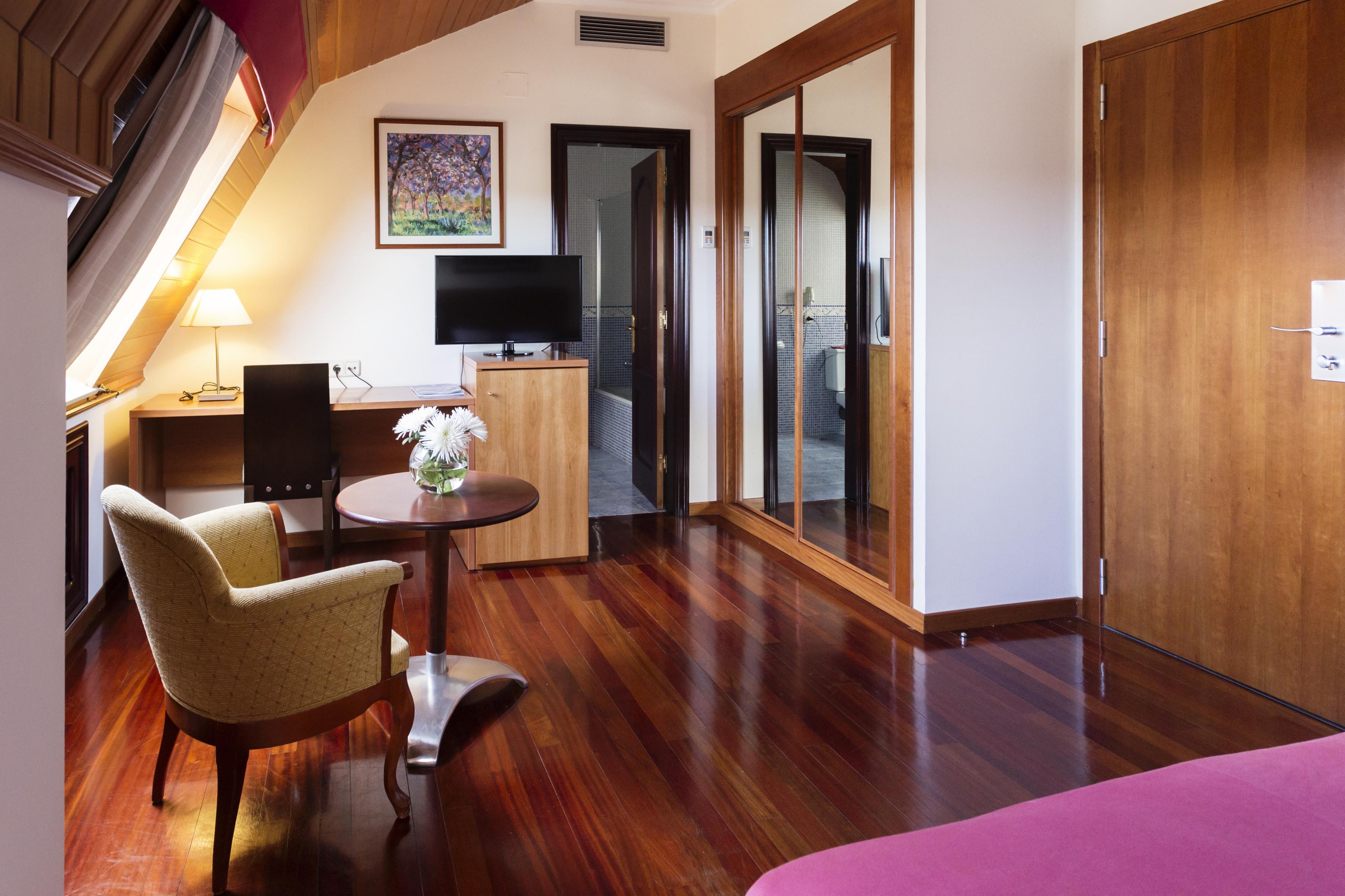 Hotel Valencia Ферол Екстериор снимка