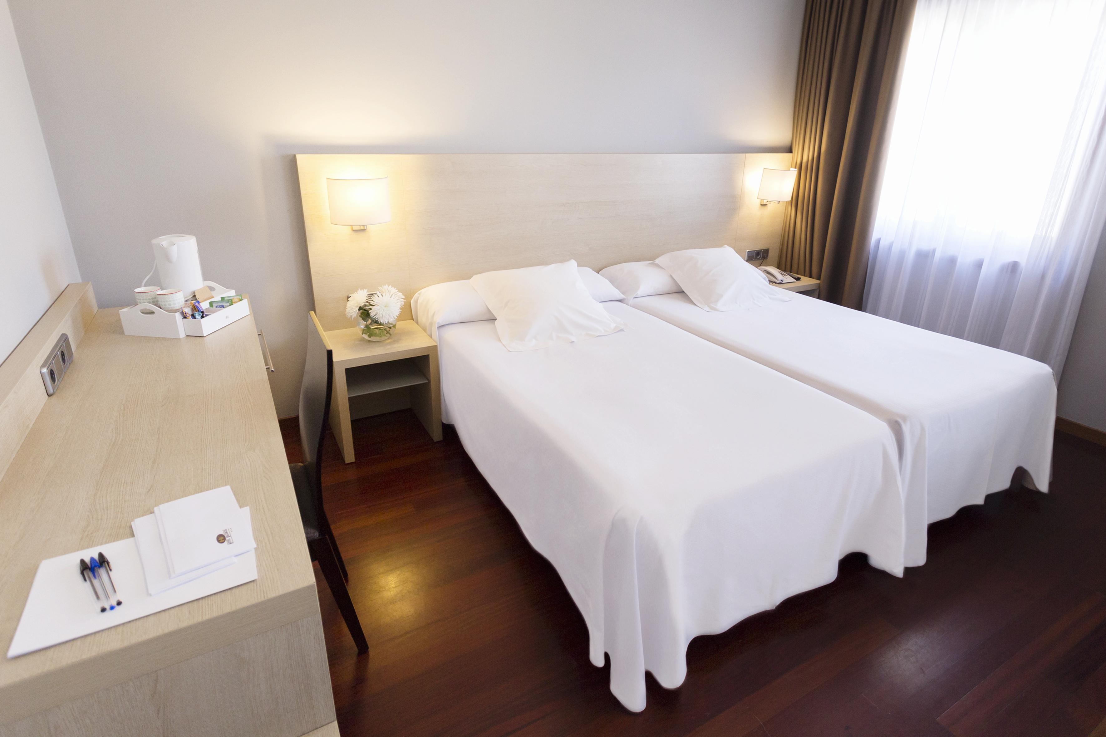 Hotel Valencia Ферол Екстериор снимка