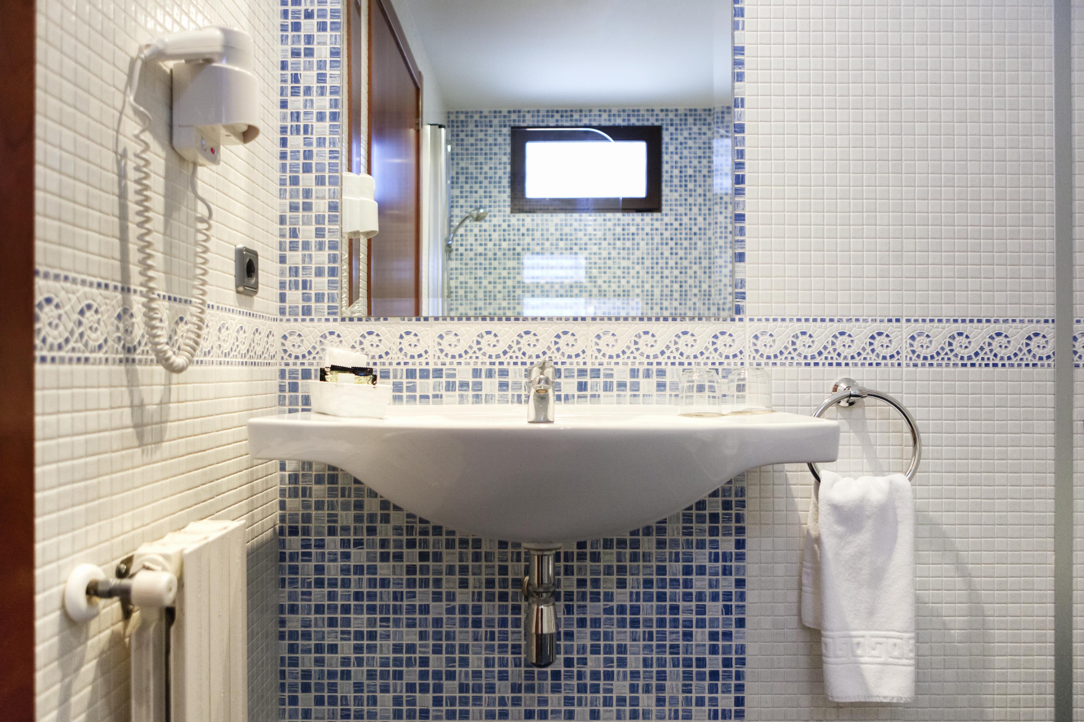Hotel Valencia Ферол Екстериор снимка