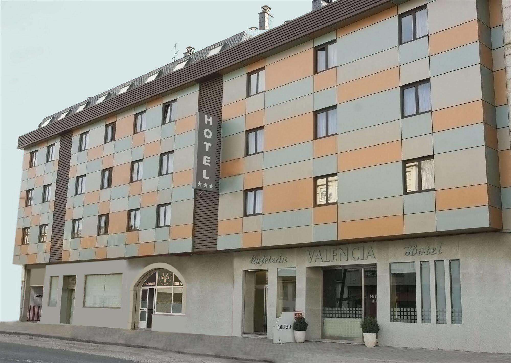 Hotel Valencia Ферол Екстериор снимка